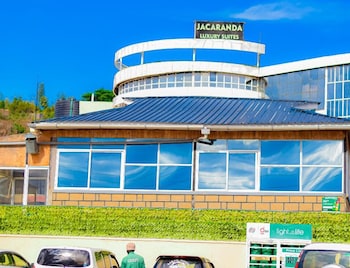 jacaranda luxury suites