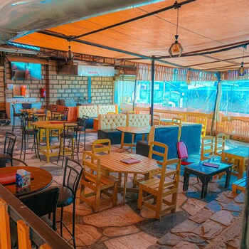 jacaranda luxury suites