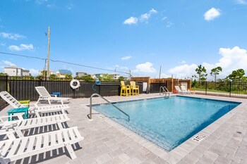 Cape Cottages By Panhandle Getaways,,4 star