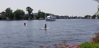 the waters edge inn