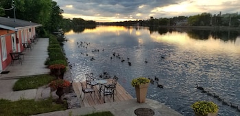 The Water's Edge Inn,,4 star
