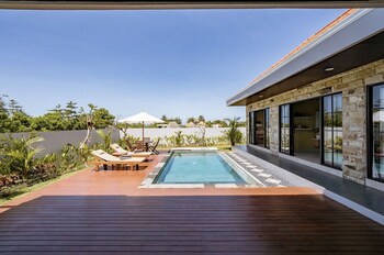 the lotus villa uluwatu