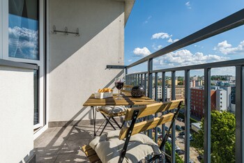 loft by kairos apartments