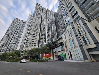 vinhome sky lake sunhometel