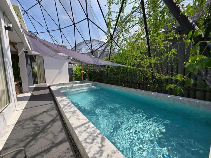 the ten poolvilla huahin