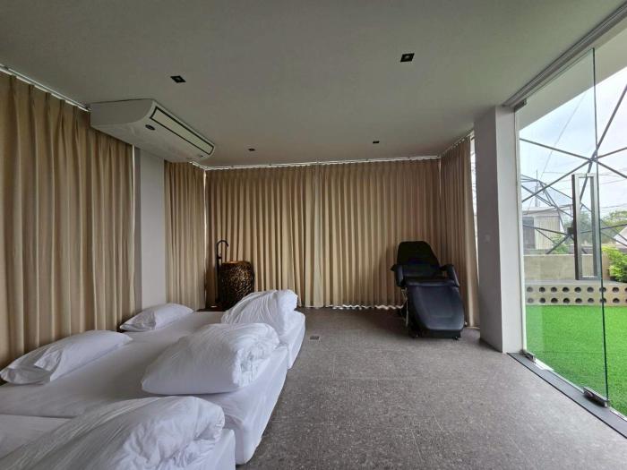 the ten poolvilla huahin