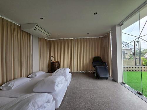the ten poolvilla huahin