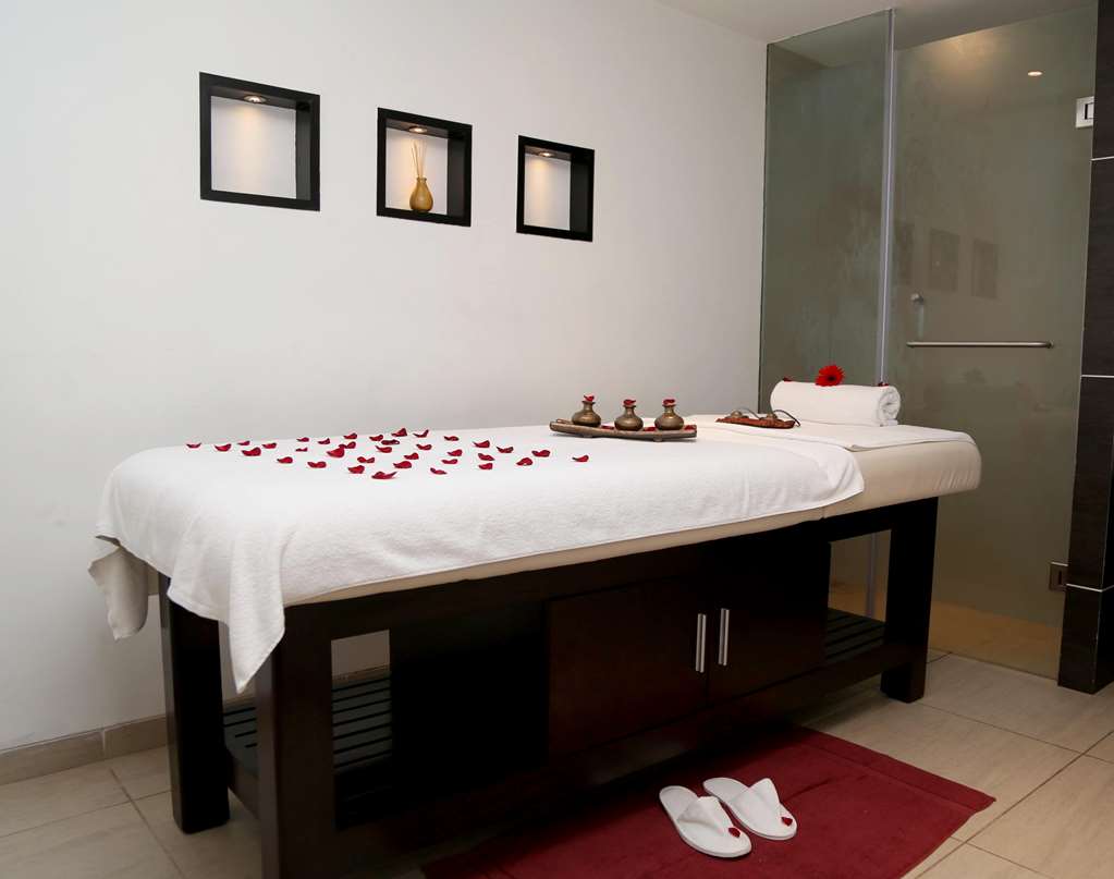 Country Inn & Suites By Radisson, Navi Mumbai,Mumbai>>Ghansoli,4 star