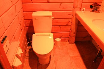 sinoyado niji hostel