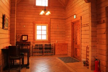 sinoyado niji hostel