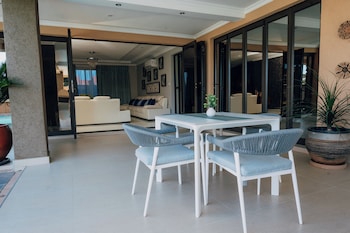 escapade lux guesthouse
