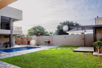 escapade lux guesthouse