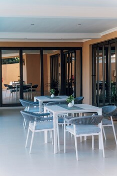 escapade lux guesthouse