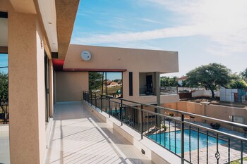 escapade lux guesthouse