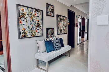 escapade lux guesthouse