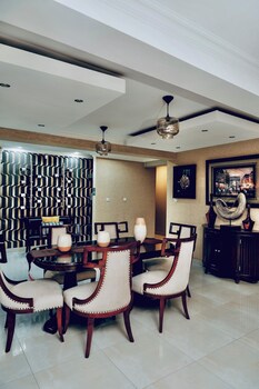 escapade lux guesthouse