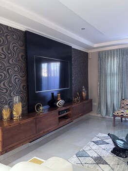 escapade lux guesthouse