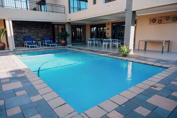 escapade lux guesthouse