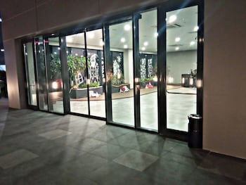 lux residence 2 rooms 1 saloon