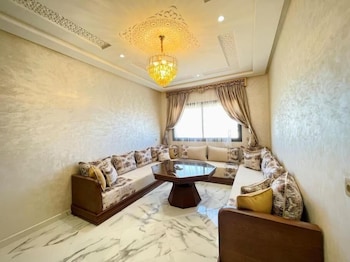 Yaluna Aparthotel,,4 star