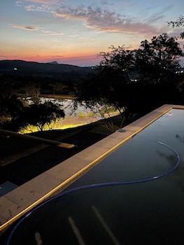 Syeta Bush Lodge,,3 star