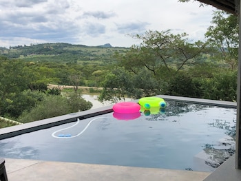 Syeta Bush Lodge,,3 star