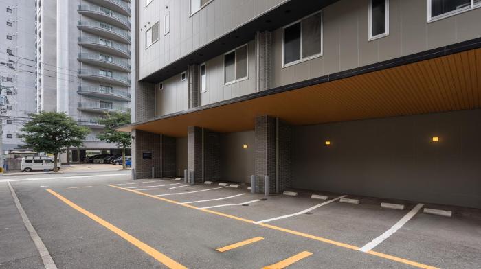 quintessa hotel fukuoka watanabedori comicandbooks