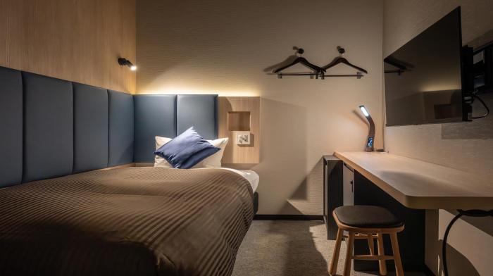 quintessa hotel fukuoka watanabedori comicandbooks