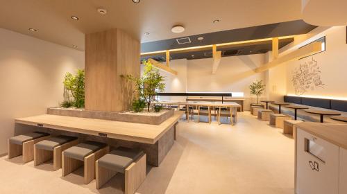 quintessa hotel fukuoka watanabedori comicandbooks