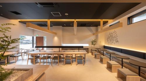 quintessa hotel fukuoka watanabedori comicandbooks