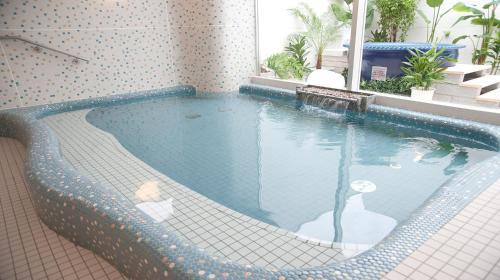 quintessa hotel fukuoka watanabedori comicandbooks