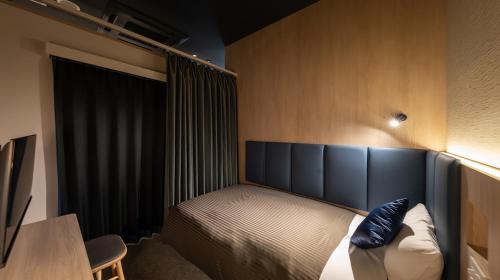 quintessa hotel fukuoka watanabedori comicandbooks