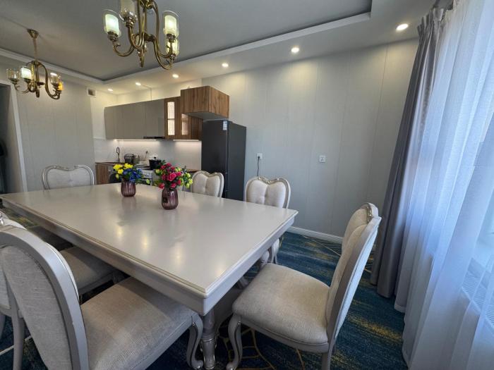 capital tower apartments and services