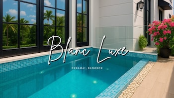 Stylish 7Beds Poolhouse With Cinema & Lift - 2Min To Bts,,2 star