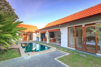 maha ubud villa
