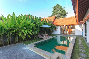 maha ubud villa