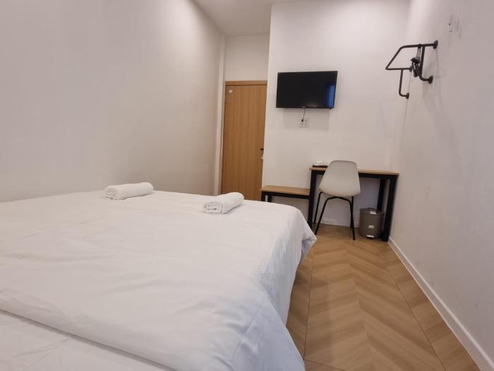 lunar hostel