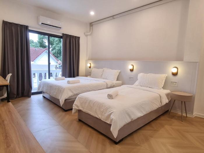 lunar hostel