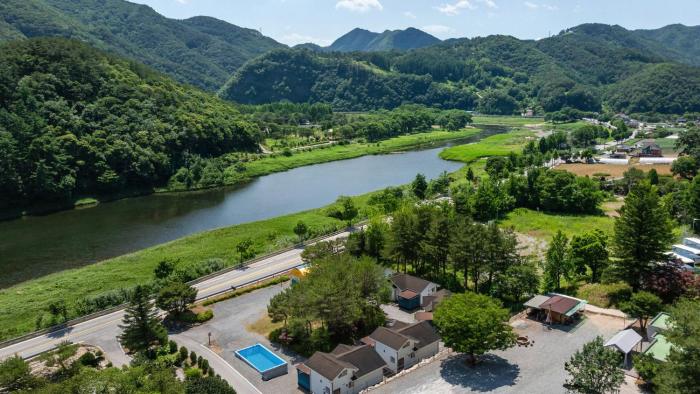 yeongwol nature and retreat