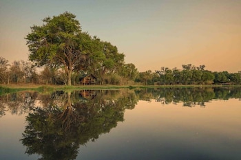 khwai mokoro safaris and campsites