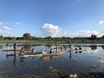 khwai mokoro safaris and campsites