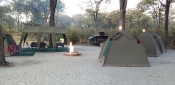 khwai mokoro safaris and campsites