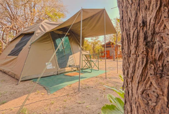 khwai mokoro safaris and campsites