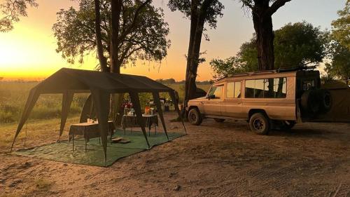khwai mokoro safaris and campsites