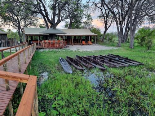 khwai mokoro safaris and campsites