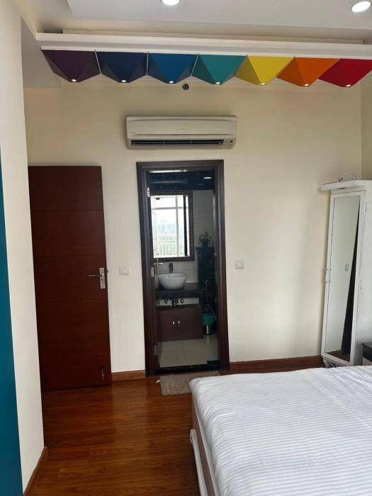 luxurious gurugram apartment for rent entire house with city garden views