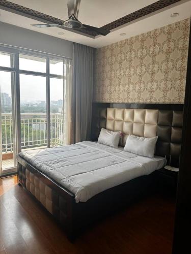 luxurious gurugram apartment for rent entire house with city garden views