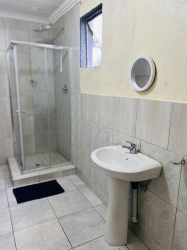 lugogo guesthouse