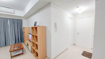 spacious and homey 2br at podomoro city deli medan apartment