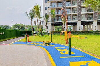 Best Deal And Comfortable 2Br Sky House Bsd Apartment,,2 star